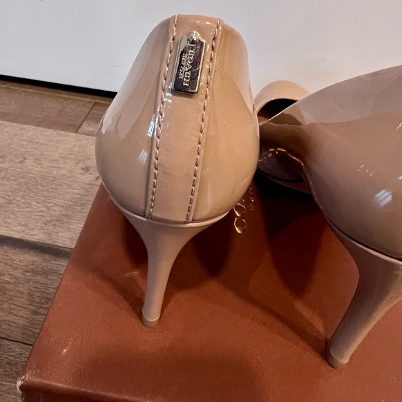 Coach Rosey Patent Pump - Picture 4 of 6